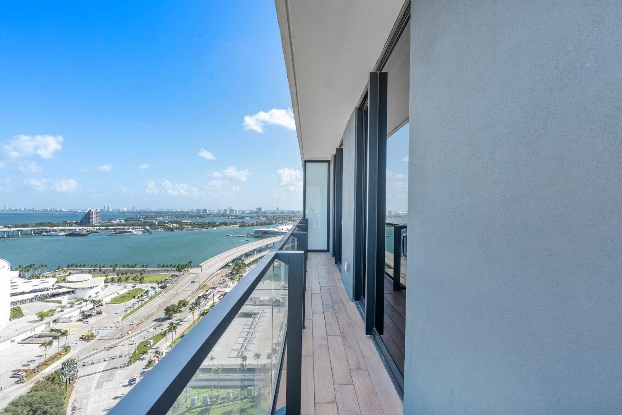 Downtown By Miami Vacation Rentals Ngoại thất bức ảnh